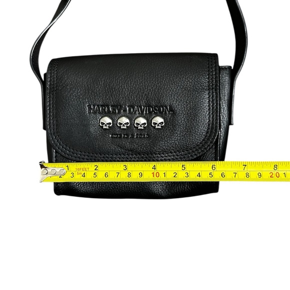 Harley-Davidson Women's Tough Luck Leather Crossbody bag - Picture 6 of 11